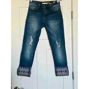 Angel + Premium Kim Fit Women’s Size 6 Stretch Cropped Jeans Embroidered Hems